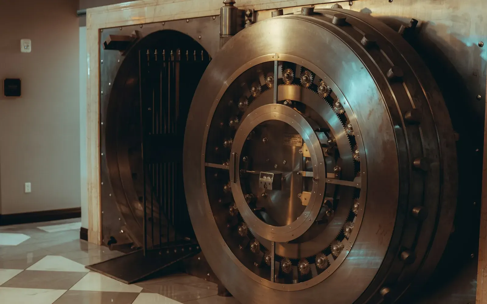 Loop'D Vault Wilmington